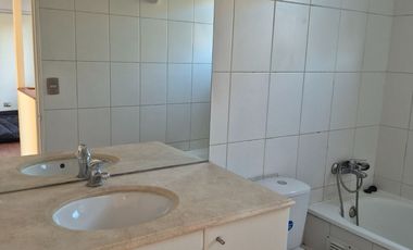 Arriendo maravillosa casa en Sector alto Peñalolén .