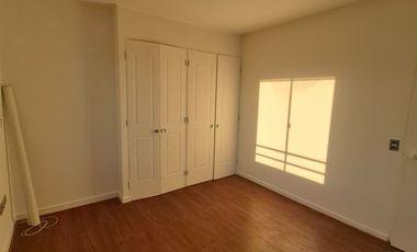 Arriendo maravillosa casa en Sector alto Peñalolén .