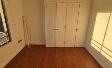 Arriendo maravillosa casa en Sector alto Peñalolén .