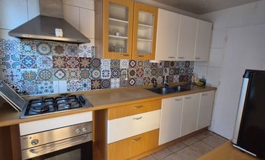 Arriendo maravillosa casa en Sector alto Peñalolén .