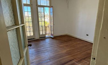Arriendo departamento cercano a terminal de Valparaíso 2 dormitorios