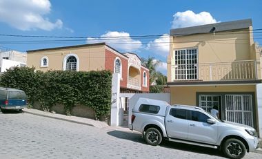 Hermosa casa en renta en la Col. Jardines de Santa María		$22,000