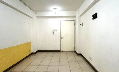 Apartemen Green Bay Pluit Studio Unfurnished View Pool Limited!!