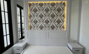 Dijual Rumah 2 Lantai Gaya American classic di Cengkareng