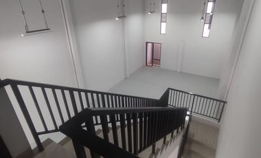 DISEWAKAN GUDANG BIZPARK PIK 2