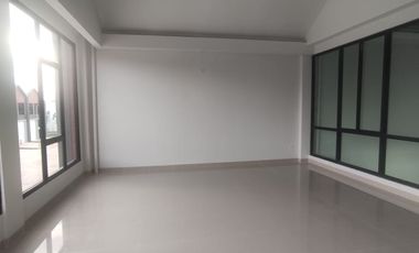 DISEWAKAN GUDANG BIZPARK PIK 2