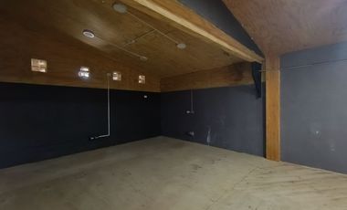 Arriendo local comercial amplio de 2 pisos