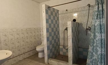 Arriendo local comercial amplio de 2 pisos