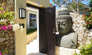 OCEAN CLIFF FRONT VILLA (NEW RENOVATED) WITH SUNSET VIEW