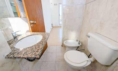 DEPARTAMENTO - 1 DORMITORIO - FRENTE - BALCON - COCHERA - ECHESORTU