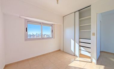 DEPARTAMENTO - 1 DORMITORIO - FRENTE - BALCON - COCHERA - ECHESORTU