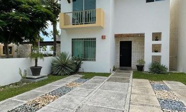 CASA EN VENTA EN CIUDAD DEL CARMEN. FRACCIONAMIENTO MAR AZUL 📍