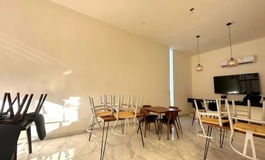 Departamento en PLANTA BAJA, de 3 recámaras, cuarto de servicio, en OMH.