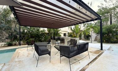 Departamento en PLANTA BAJA, de 3 recámaras, cuarto de servicio, en OMH.