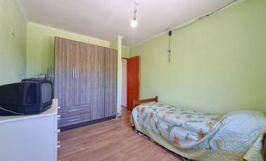 VENTA - CASA- LAS TARDES, ROLDAN