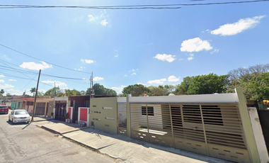 ¡Excelente oportunidad de invertir, iniciar o aumentar tu patrimonio , en esta casa en Mérida, Yucatán, por debajo del valor comercial de