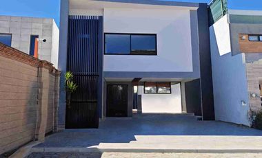 Hermosa Residencia en Lomas 2