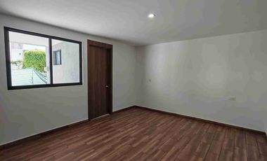 Hermosa Residencia en Lomas 2