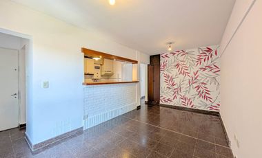 VENTA - 2 DORMITORIOS-BALCON - LOURDES - ROSARIO