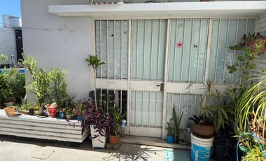 Venta de Casa CON PISCINA EN LUDUEÑA SUR