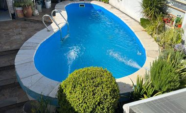 Venta de Casa CON PISCINA EN LUDUEÑA SUR