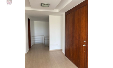 Venta de Casa en la Urbanización Ciudad del Mar,  Manta, Manabí, Ecuador