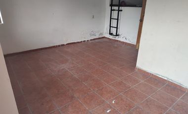CASA EN VENTA CON JARDÍN Y ALBERCA CUERNAVACA MORELOS