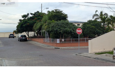 En venta casa urbanizacion Mar Azul  Manta, Manabí, Ecuador
