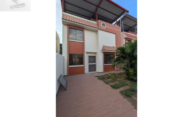 En venta casa urbanizacion Mar Azul  Manta, Manabí, Ecuador