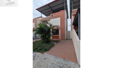 En venta casa urbanizacion Mar Azul  Manta, Manabí, Ecuador