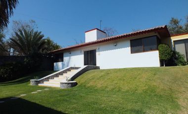 Casa en venta Club de Golf Santa Fe, Xochitepec Morelos.