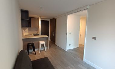 ARRIENDO Departamento1D1B semi amoblado, Metro Chile España