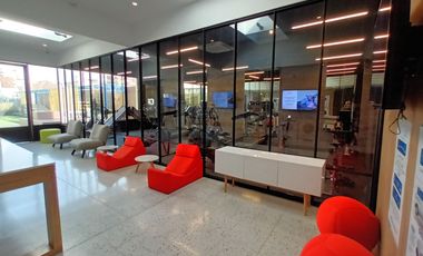 ARRIENDO Departamento1D1B semi amoblado, Metro Chile España