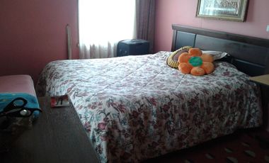 Casa ideal como inversión 5 dorm. 2 baños,+ cabaña+local comercial.