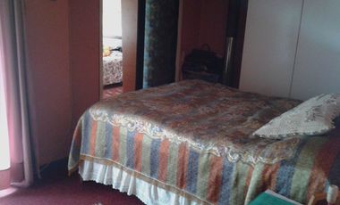 Casa ideal como inversión 5 dorm. 2 baños,+ cabaña+local comercial.