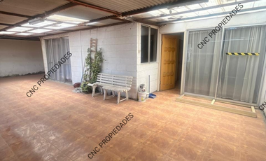 SE VENDE AMPLIA CASA, CON DEPARTAMENTO ANEXO, ENTRADA INDEPENDIENTE EN VILLA AYQUINA.