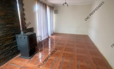 SE VENDE AMPLIA CASA, CON DEPARTAMENTO ANEXO, ENTRADA INDEPENDIENTE EN VILLA AYQUINA.