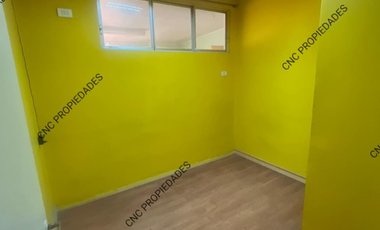 SE VENDE AMPLIA CASA, CON DEPARTAMENTO ANEXO, ENTRADA INDEPENDIENTE EN VILLA AYQUINA.