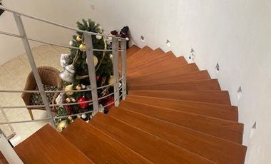 CASA EN VENTA EN BOSQUES DE ANGELÓPOLIS, 3 RECÁMARAS TODAS CON BAÑO, JARDÍN, PUEBLA