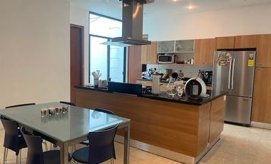 CASA EN VENTA EN BOSQUES DE ANGELÓPOLIS, 3 RECÁMARAS TODAS CON BAÑO, JARDÍN, PUEBLA
