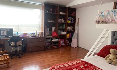 CASA EN VENTA EN BOSQUES DE ANGELÓPOLIS, 3 RECÁMARAS TODAS CON BAÑO, JARDÍN, PUEBLA