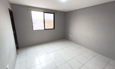 Alquiler casa Samanes 7  junto a colegios