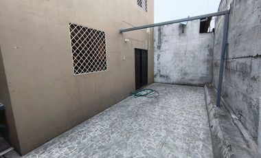 Alquiler casa Samanes 7  junto a colegios