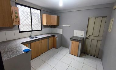 Alquiler casa Samanes 7  junto a colegios