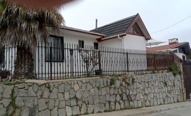 SE VENDE CASA 3D+2B+1BOD, SECTOR RESIDENCIAL DE  CONCON