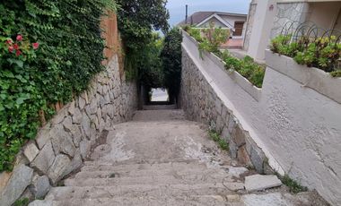 SE VENDE CASA 3D+2B+1BOD, SECTOR RESIDENCIAL DE  CONCON