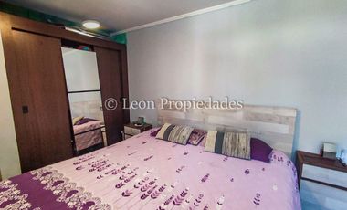 Leon Propiedades vende Departamento en Curacaví centro.