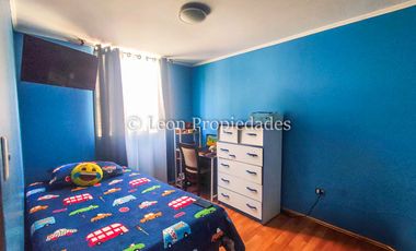 Leon Propiedades vende Departamento en Curacaví centro.