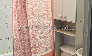 Leon Propiedades vende Departamento en Curacaví centro.