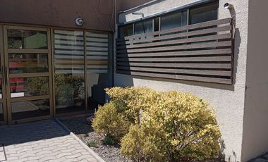 PLAZA LAS HERAS! LINDO DEPTO. EN ARRiENDO.